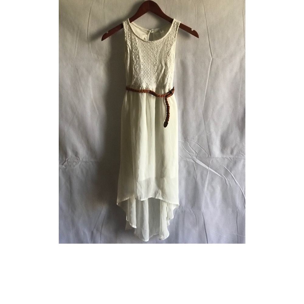 GIRLS white dress size. 10\12